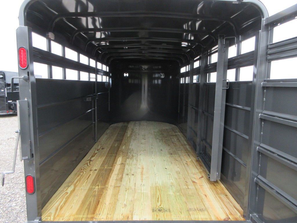 Trailer Photo 5