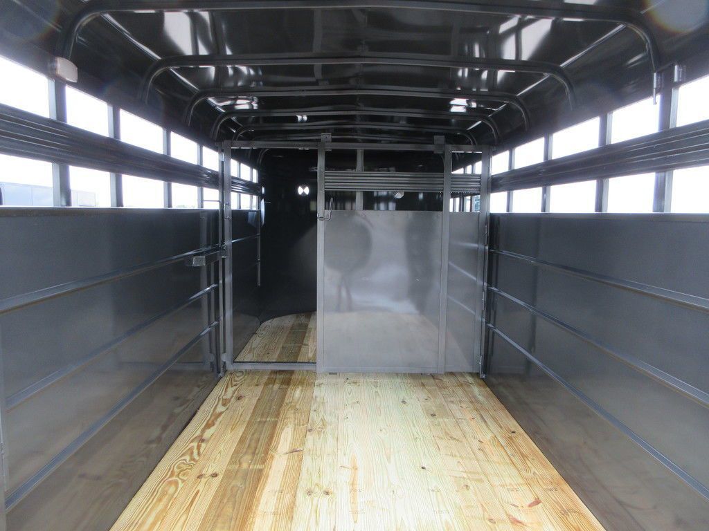 Trailer Photo 6