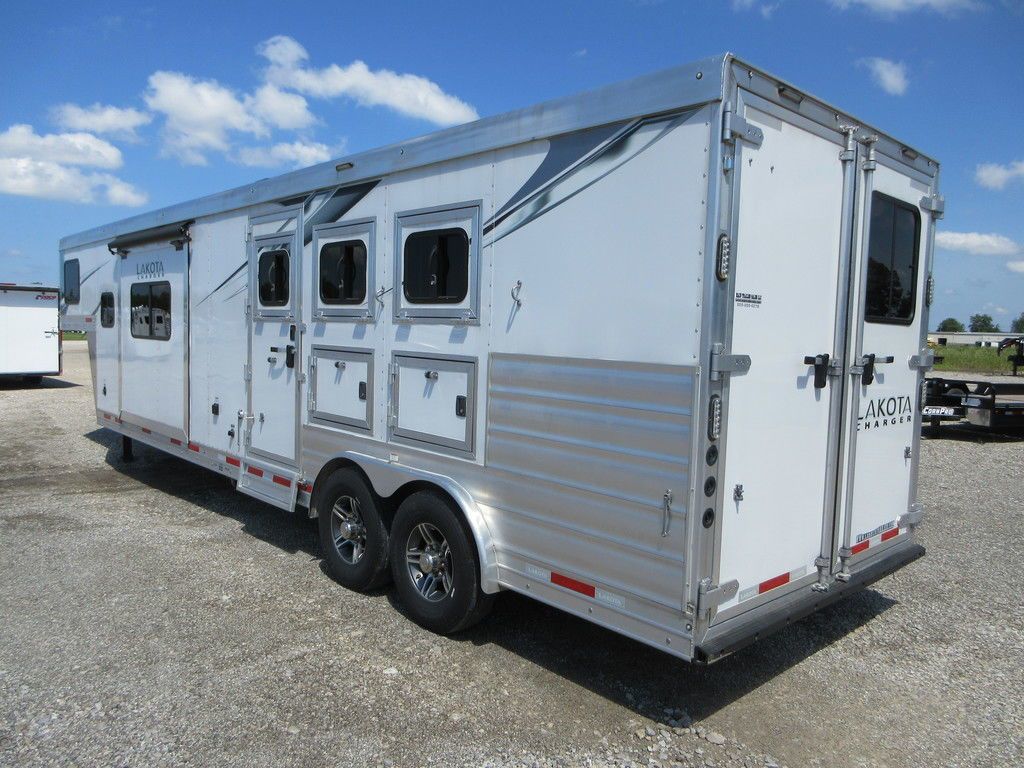 Trailer Photo 3
