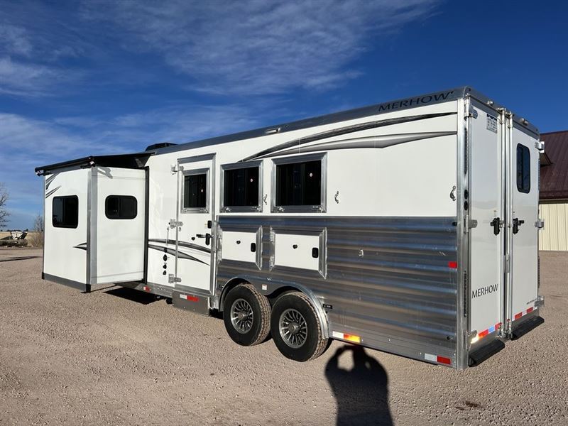 2023 Merhow Trailers 8313RWS Farmhouse **ON ORDER**