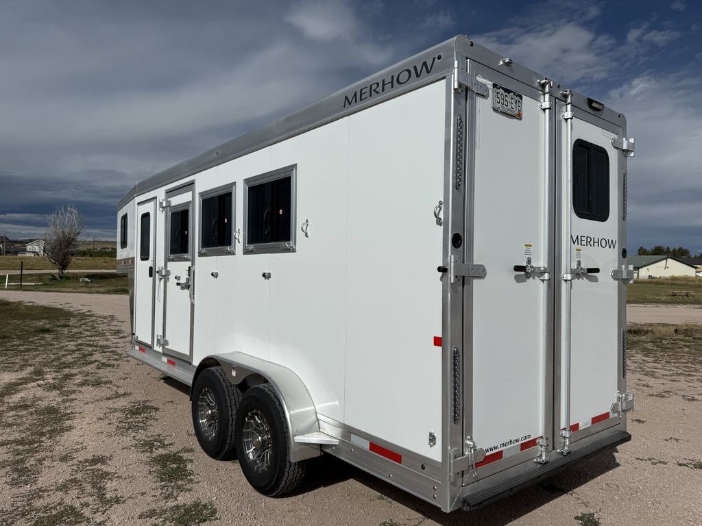 Trailer Photo 11