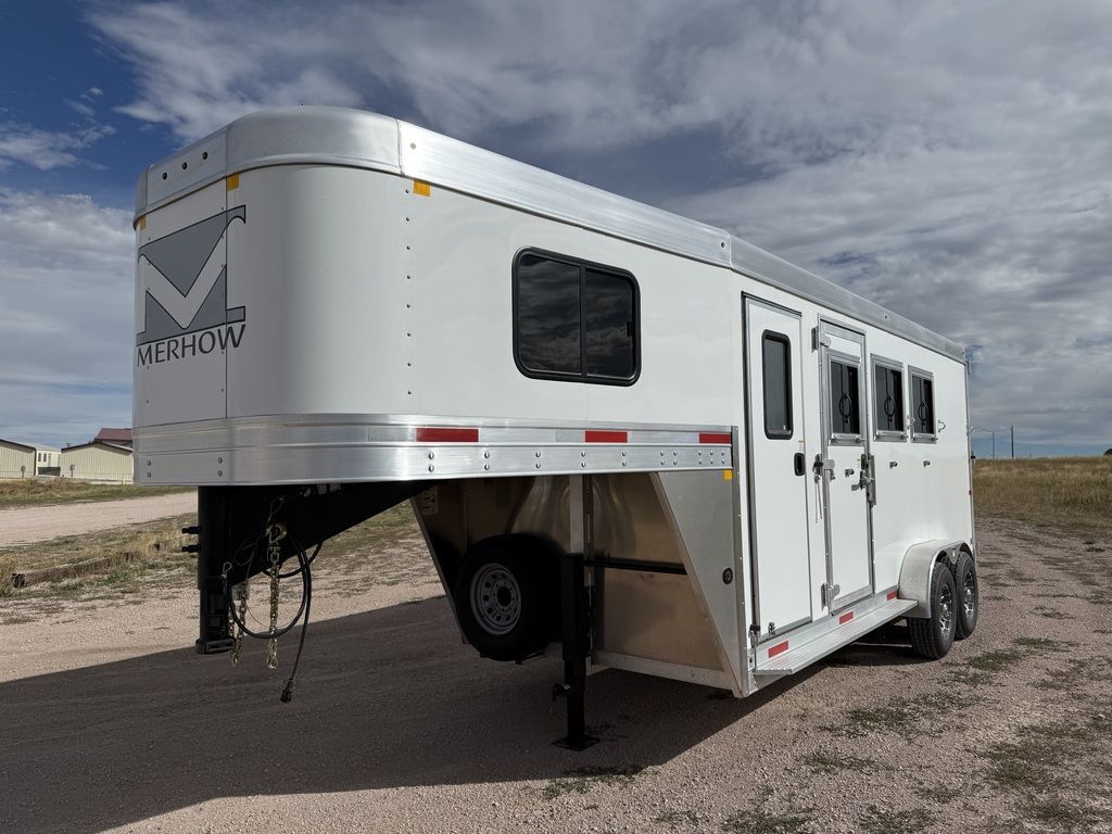 2026 Merhow bronco 3 horse gooseneck **in stock**