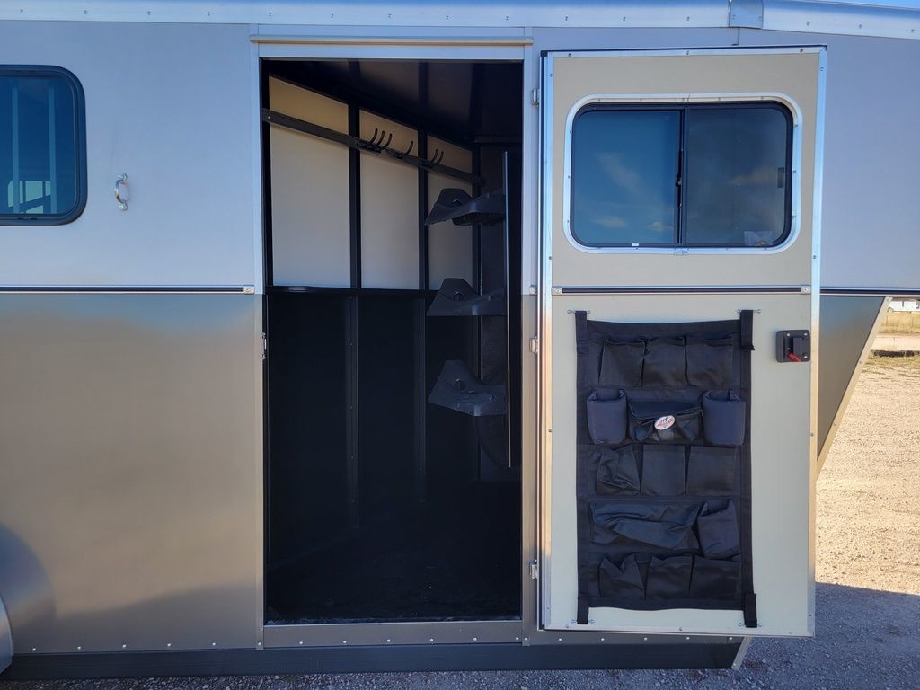 2026 Charmac triple c teton 3 horse **in stock**