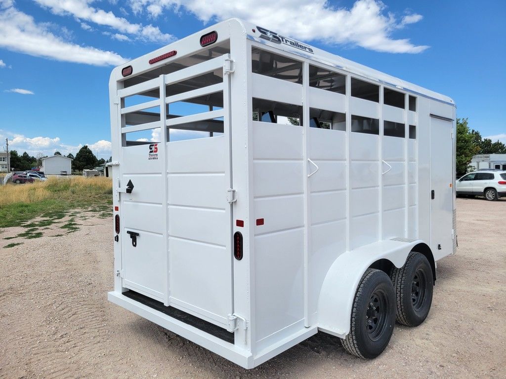 2025 AMP 3 horse slant load bumper pull