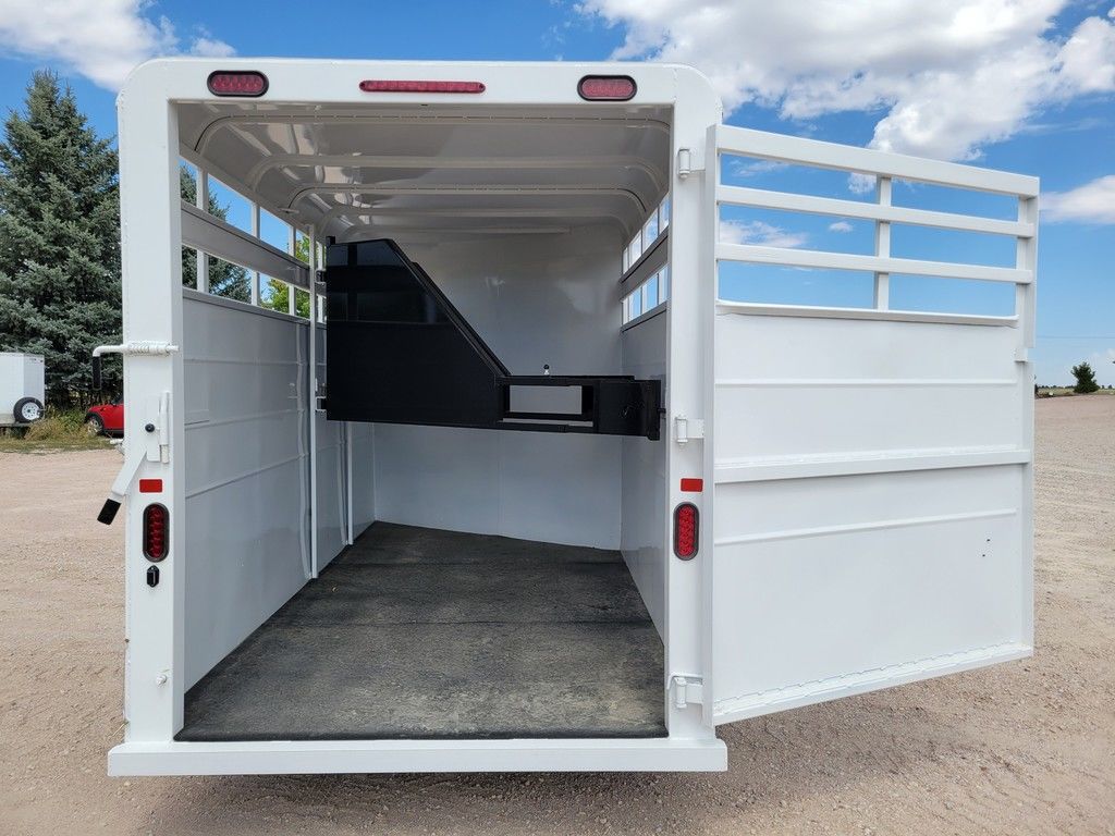 2025 AMP 3 horse slant load bumper pull
