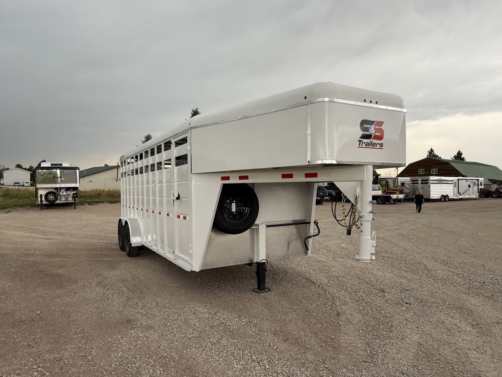 2026 AMP 20 foot stock **arriving july**