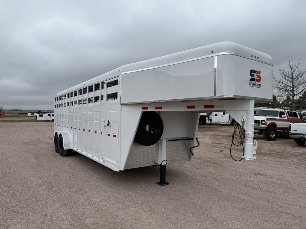 2026 AMP 24’ stock trailer **on order**