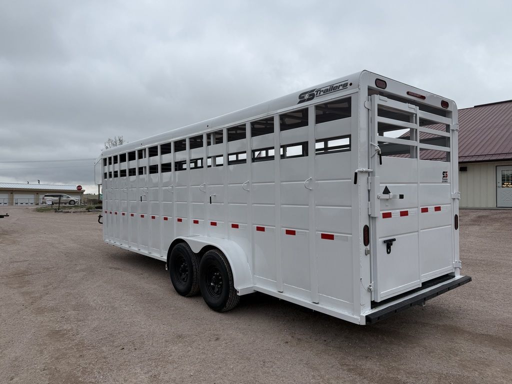 2026 AMP 24’ stock trailer **on order**