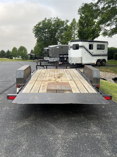 Trailer Photo 7