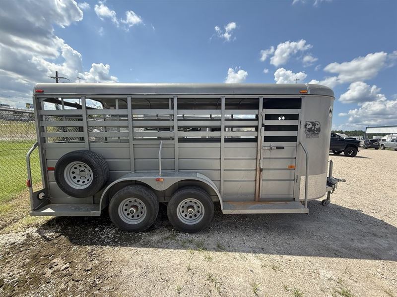 2022 WW 16' Livestock Bumper Pull Trailer