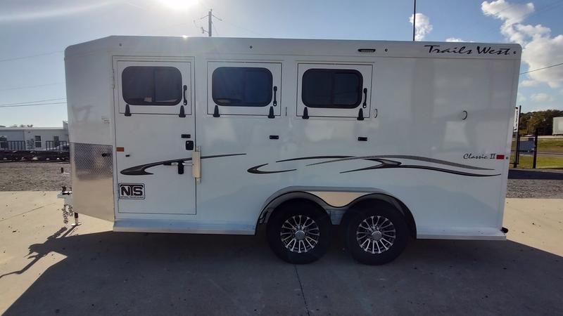 2025 Trails West 3 Horse Bumper Pull Trailer