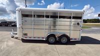 2026  horse Maverick 3 Horse Bumper Pull Trailer