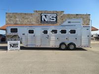 2025  horse Cimarron 4 Horse Gooseneck Trailer with Trainers Split Tack