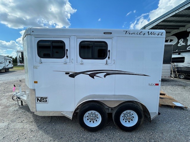 2023 Trails West 2 Horse Bumper Pull Trailer