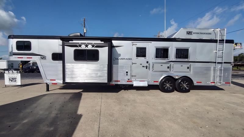 2026 Bison silverado 3 horse 13' living quarters