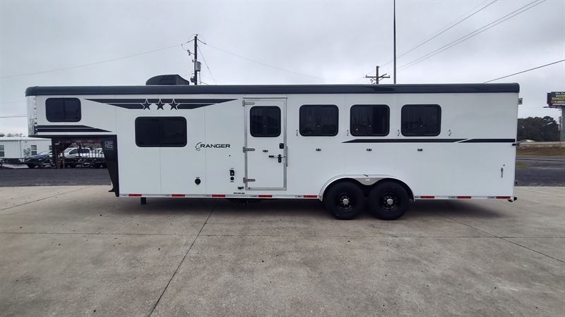 2026 Bison ranger 4 horse 8' living quarters