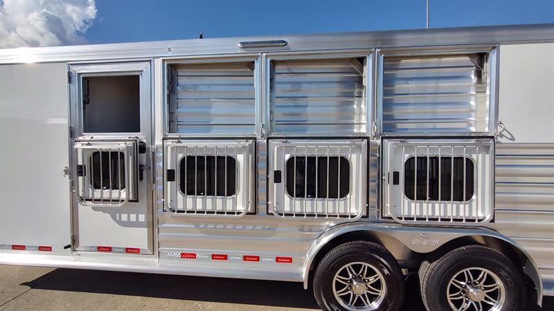 2026 Cimarron 4 horse gooseneck trailer