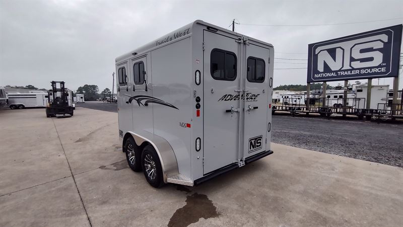 2026 Trails West 2 horse bumper pull trailer
