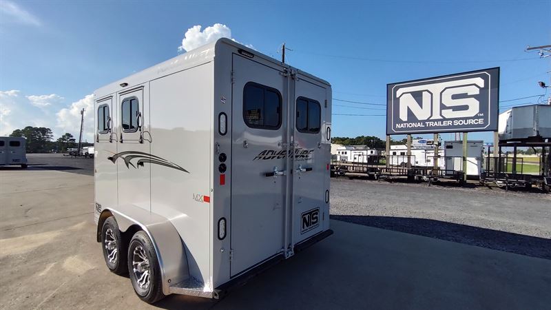 2026 Trails West 2 horse bumper pull trailer