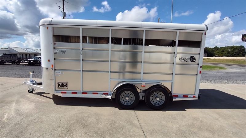 2026 Maverick 3 horse bumper pull trailer