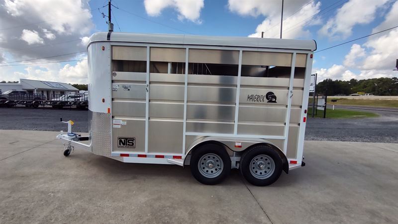 2026 Maverick 2 horse bumper pull trailer