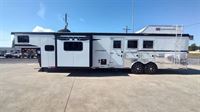 2026 3 horse Bison Ranger 3 Horse Side Load 15' Living Quarters