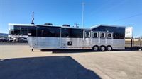 2015 4 horse Bloomer 4 Horse Side Load with 16'6" Outlaw Conversions