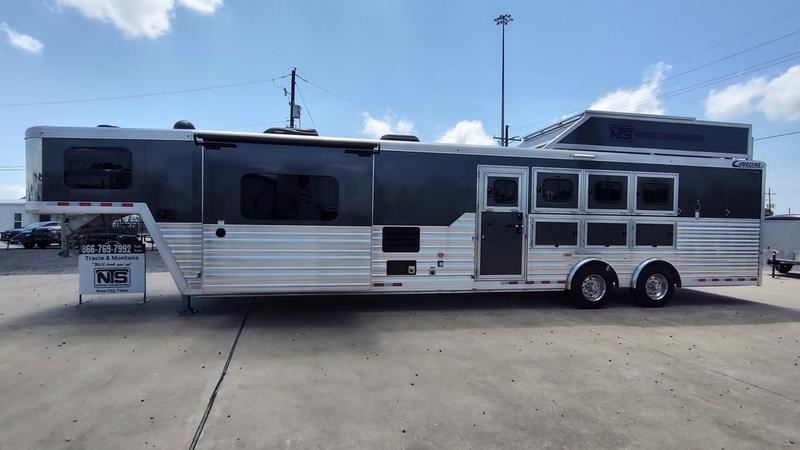 2025 Cimarron 4 Horse Side Load with 14'6" Outlaw Conversions