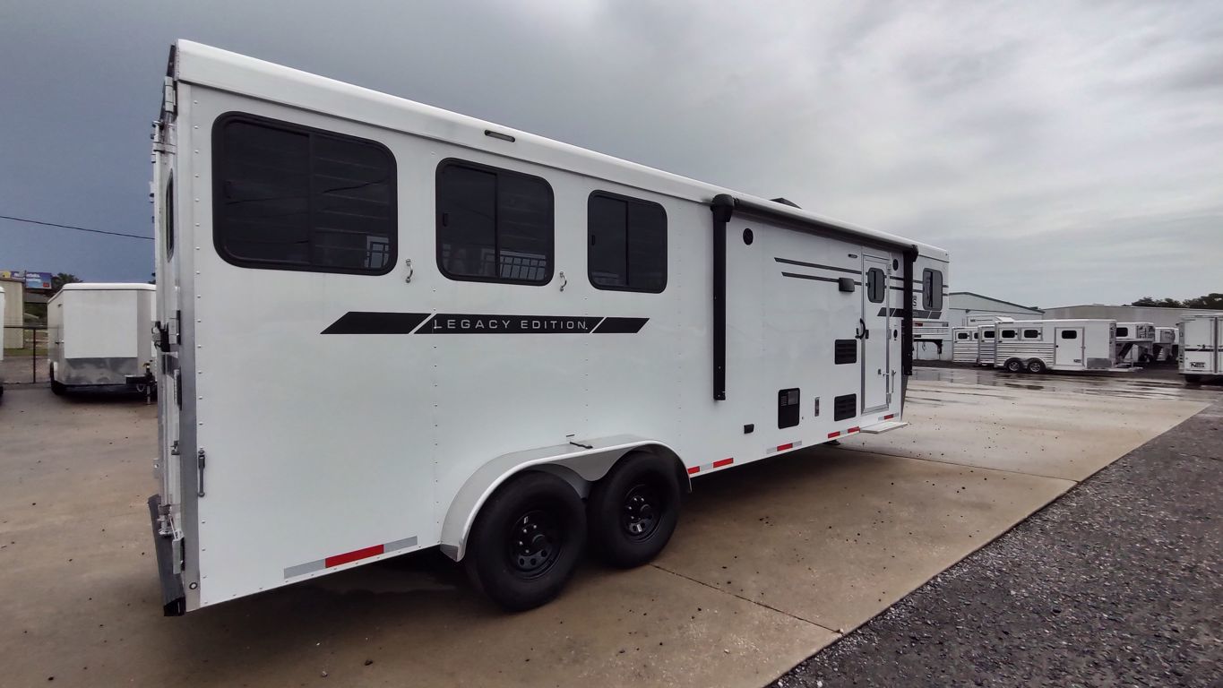Trailer Photo 19
