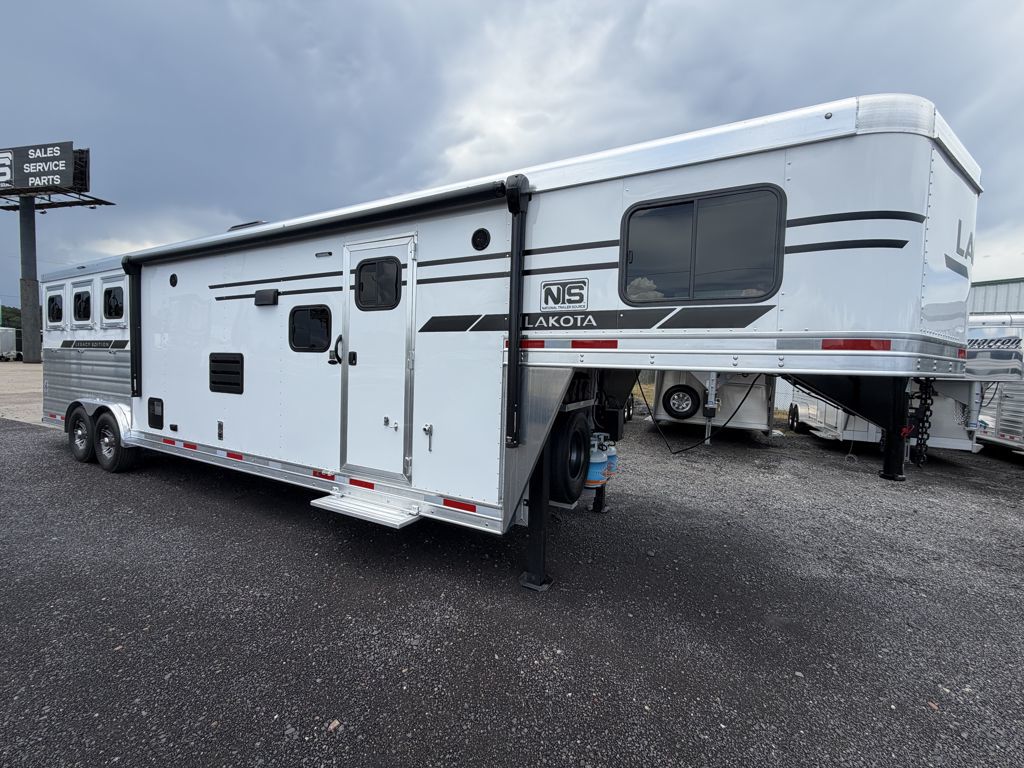 Trailer Photo 14