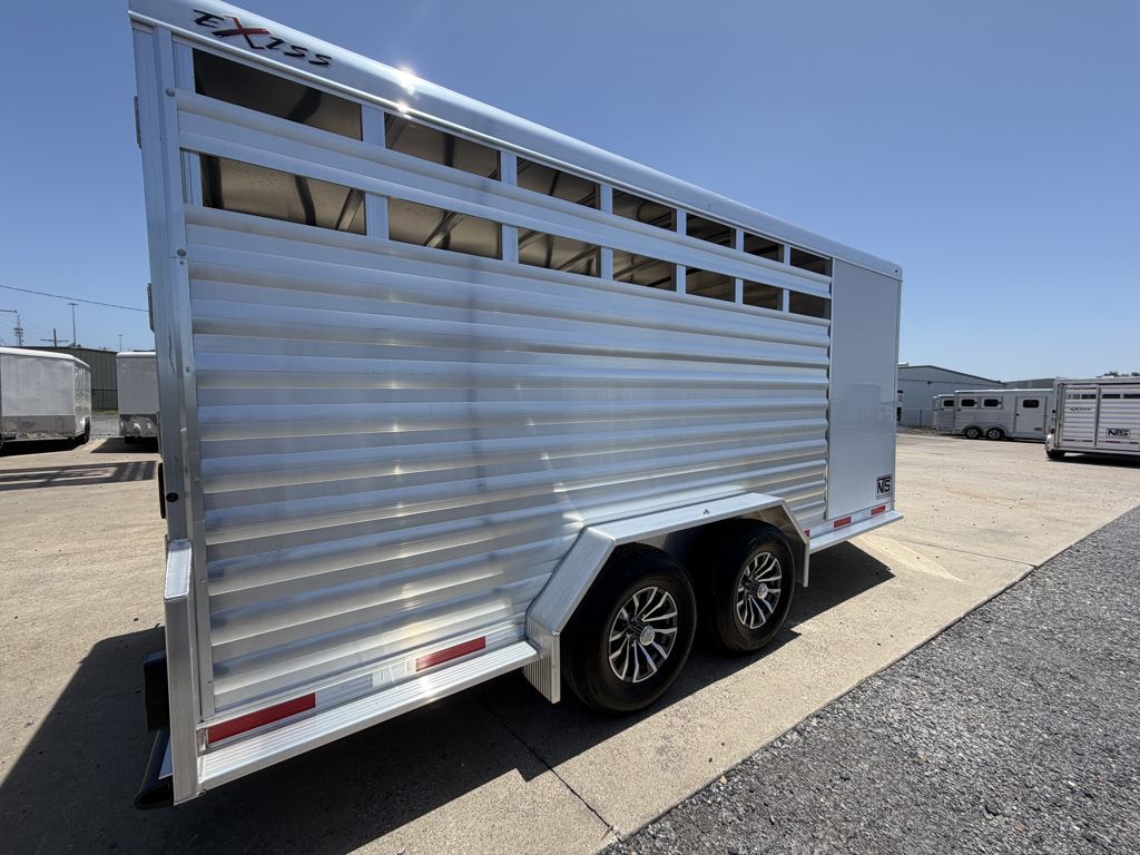 Trailer Photo 13