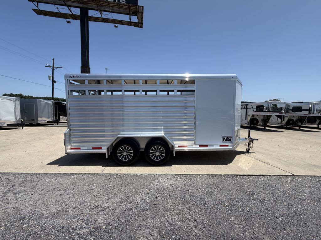 Trailer Photo 15