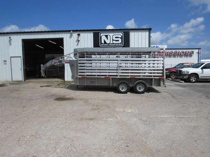 2023 WW 16' Livestock Gooseneck Trailer