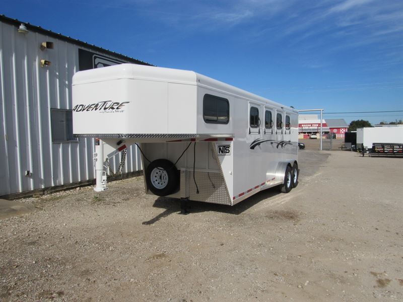 2026 Trails West 4 horse gooseneck trailer