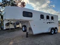 2026 3 horse Trails West 3 Horse Gooseneck Trailer