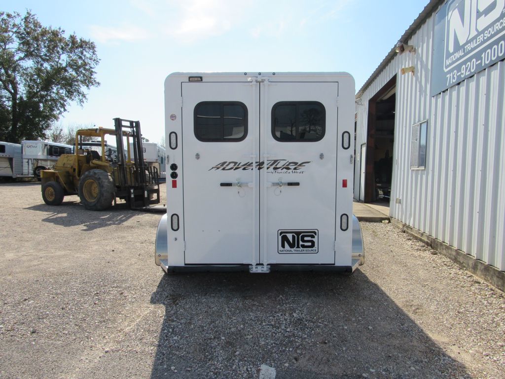 2026 Trails West 2 horse bumper pull trailer