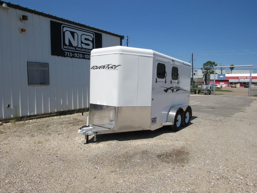 2026 Trails West 2 horse bumper pull trailer