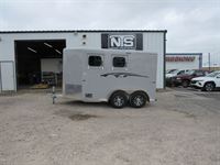 2026 2 horse Trails West 2 Horse Bumper Pull Trailer