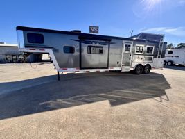 2026 3 horse Bison Silverado 3 Horse 13' Living Quarters