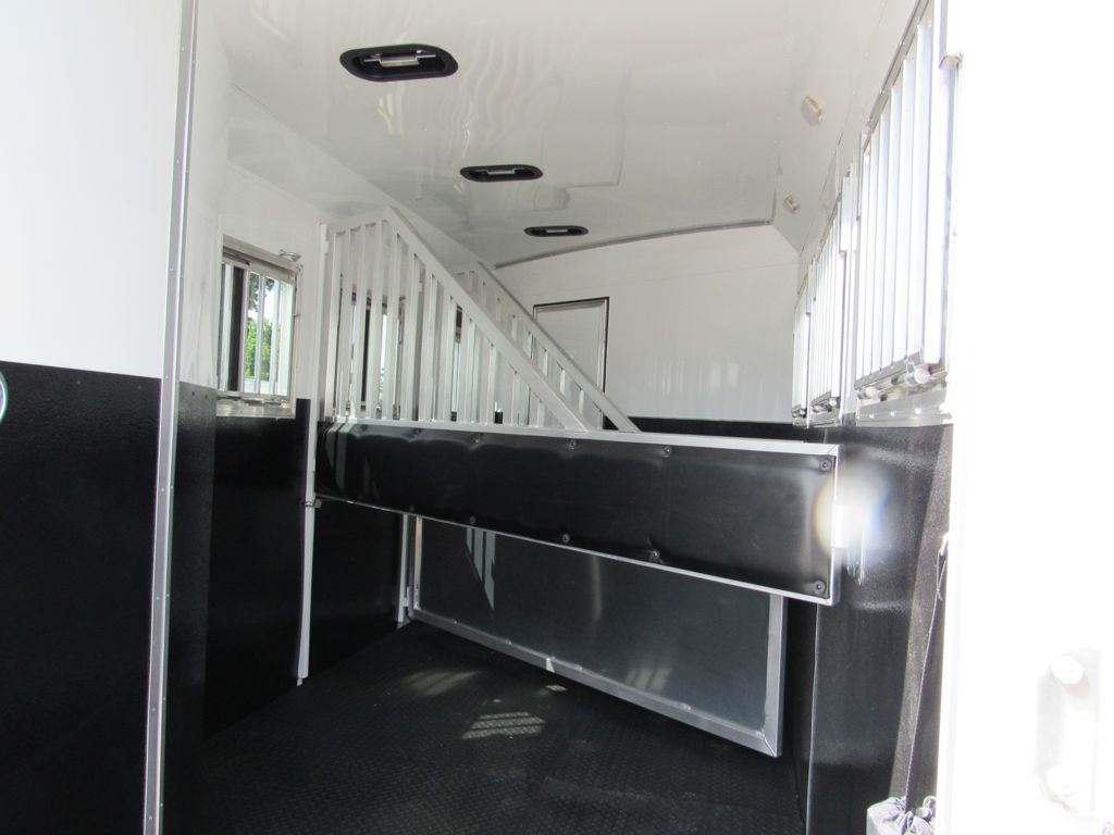 Trailer Photo 10