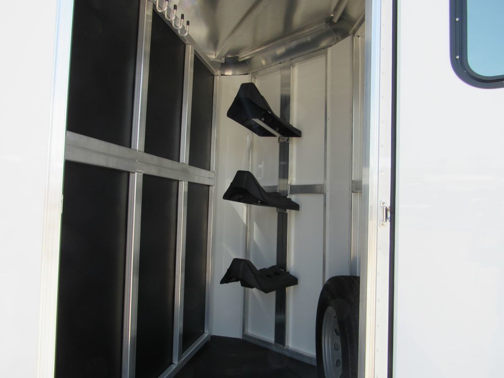 Trailer Photo 10