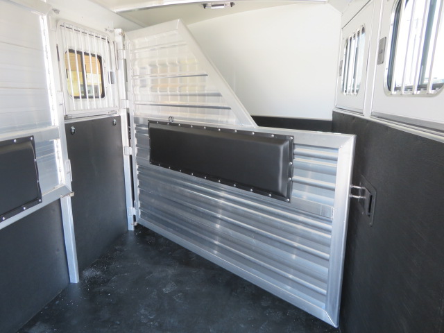 2026 Cimarron 4 horse gooseneck trailer