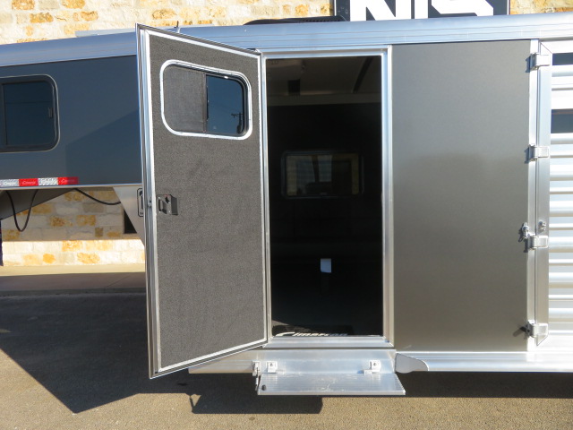 2026 Cimarron 24' livestock gooseneck trailer
