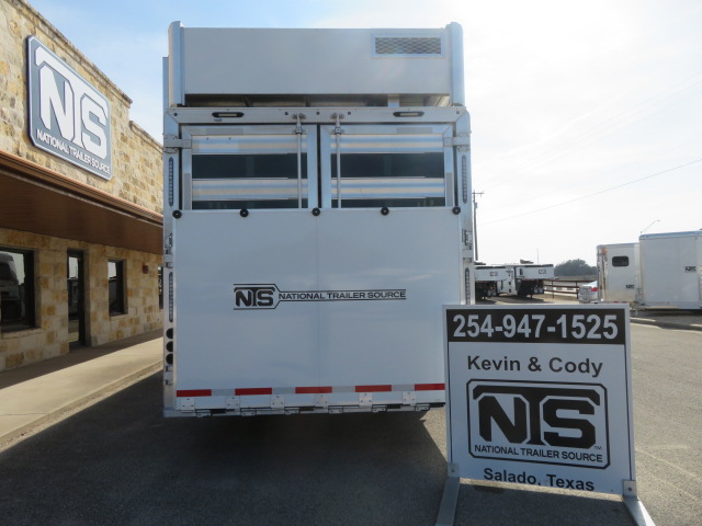 2025 smc laramie 16' livestock 14' living quarters
