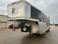 2018 6 horse Bloomer 6 Horse with Trainers Split Tack