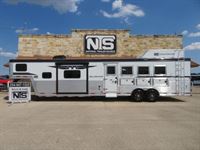 2026 4 horse Bison Silverado 4 Horse 13' Living Quarters