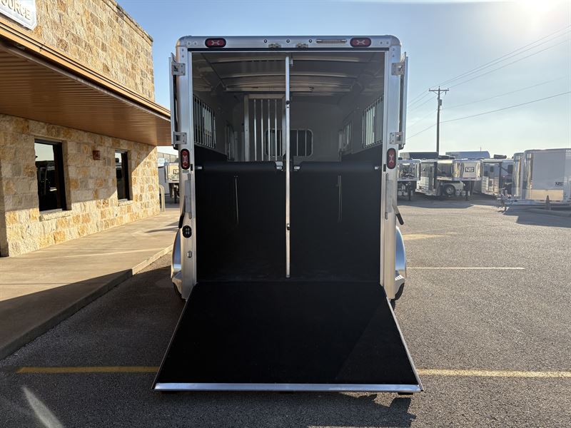 2026 Cimarron 2 horse straight load bumper pull trailer