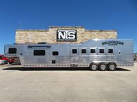 2026 5 horse Bloomer 5 Horse Side Load with 15'10" Outlaw Conversions