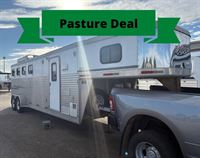 2004 4 horse Exiss 4 Horse 8' Living Quarters