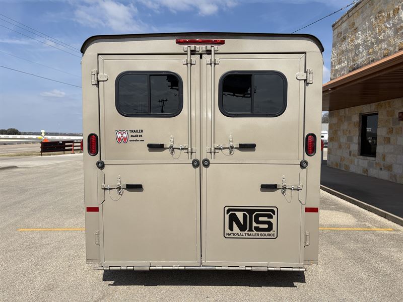 2026 W-W 6 pen bumper pull trailer